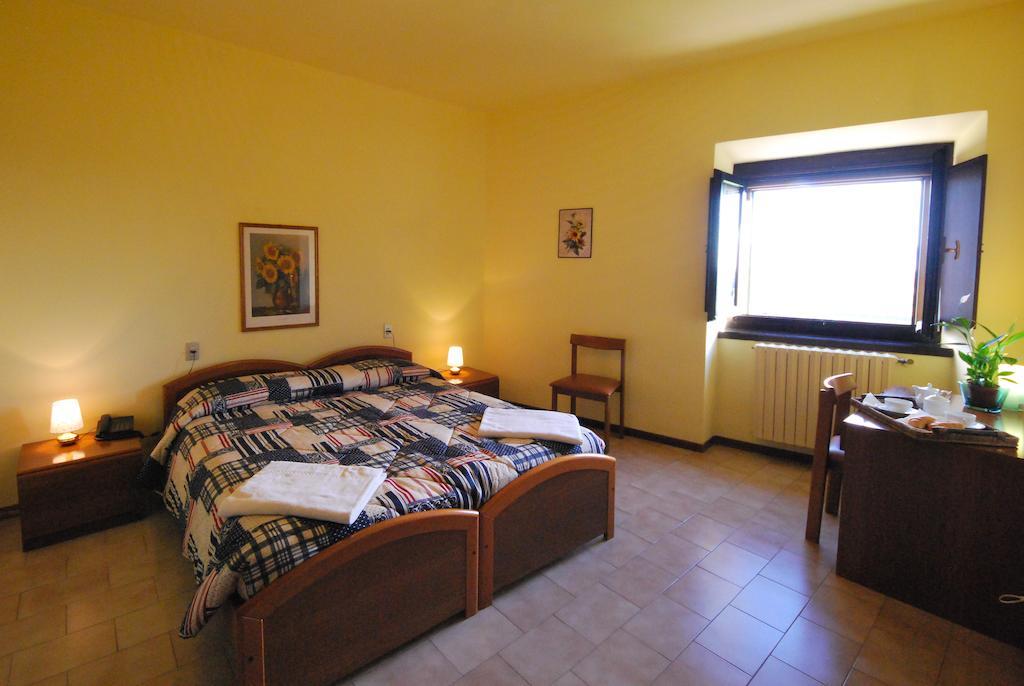 Villa Santa Maria Dell'Arco - Centro Oreb Cazzago San Martino ห้อง รูปภาพ